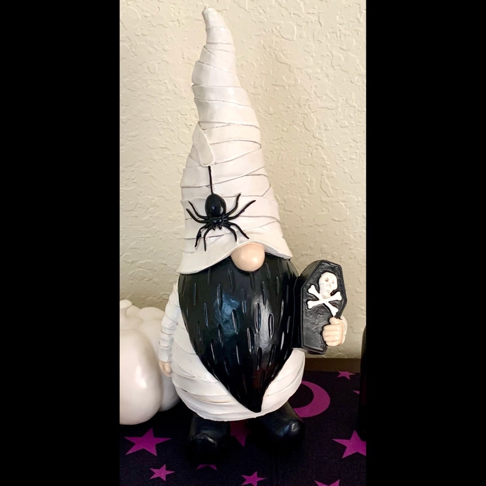 Mummy🖤🎉SOLD🎉GNOME 🖤🧡🖤 - Picture 1 of 1